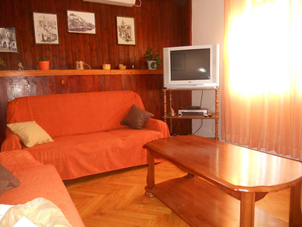 Apartment Guste Šibenik Zimmer foto