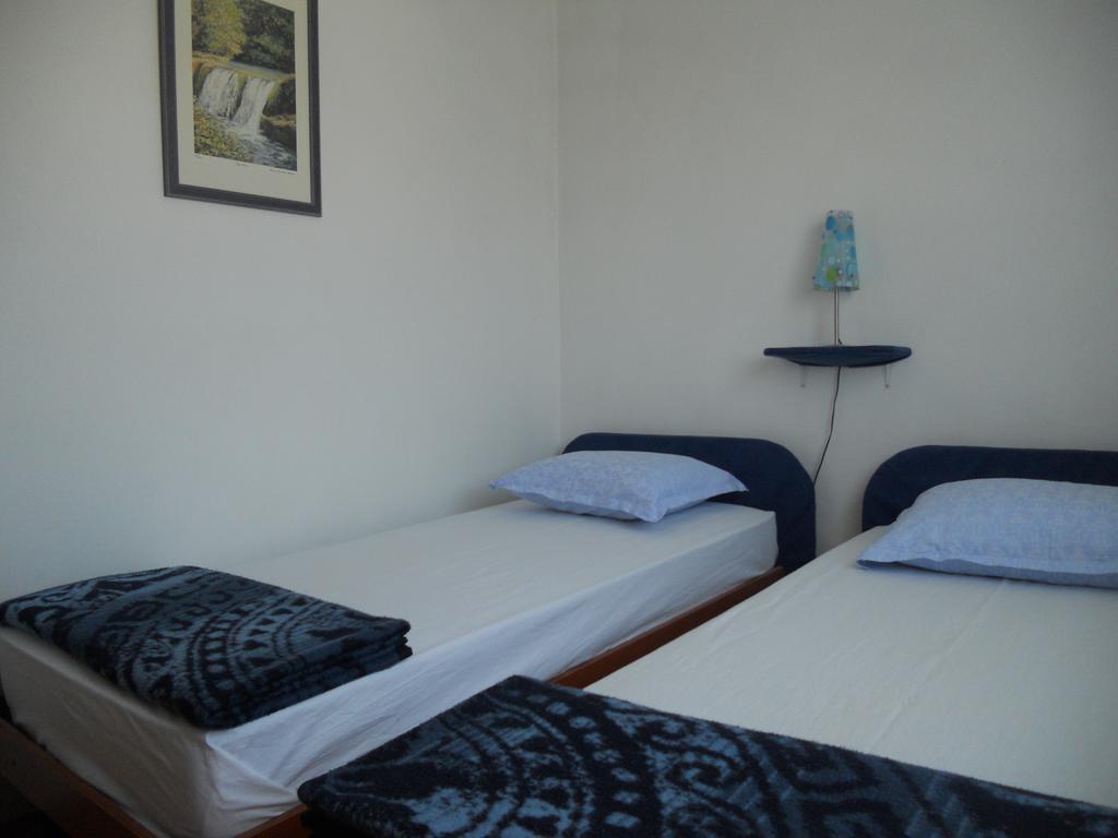 Apartment Guste Šibenik Zimmer foto